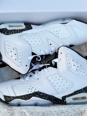 Jordan Air Jordan 6 Retro (GS) White and Black